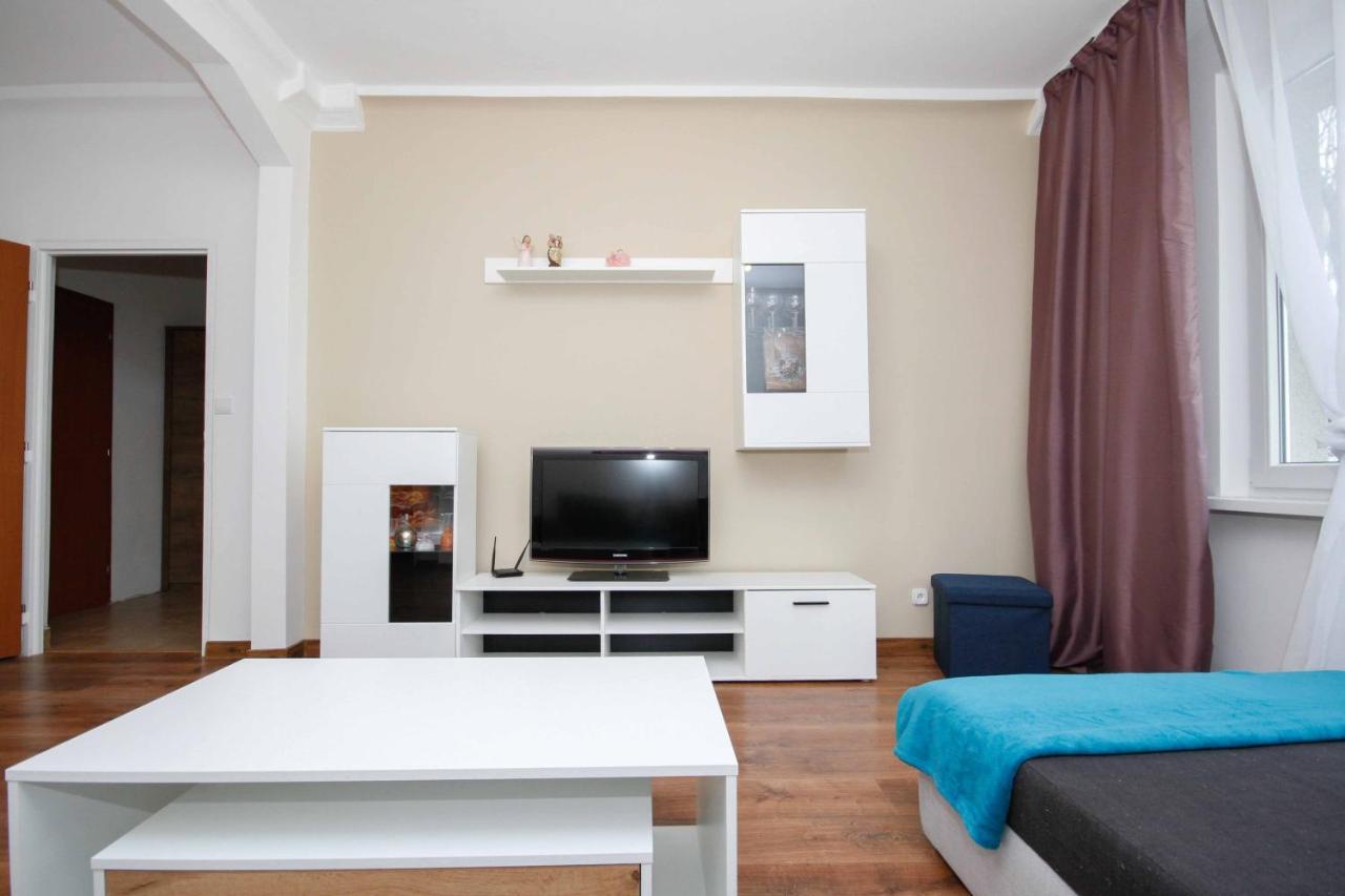 Trencianska Apartment Bratislava Exteriör bild
